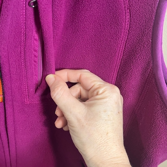 Eddie Bauer Women’s Fleece Vest Jacket Hooded, Full Zip, Size Medium Hiking Y2K - Picture 10 of 11